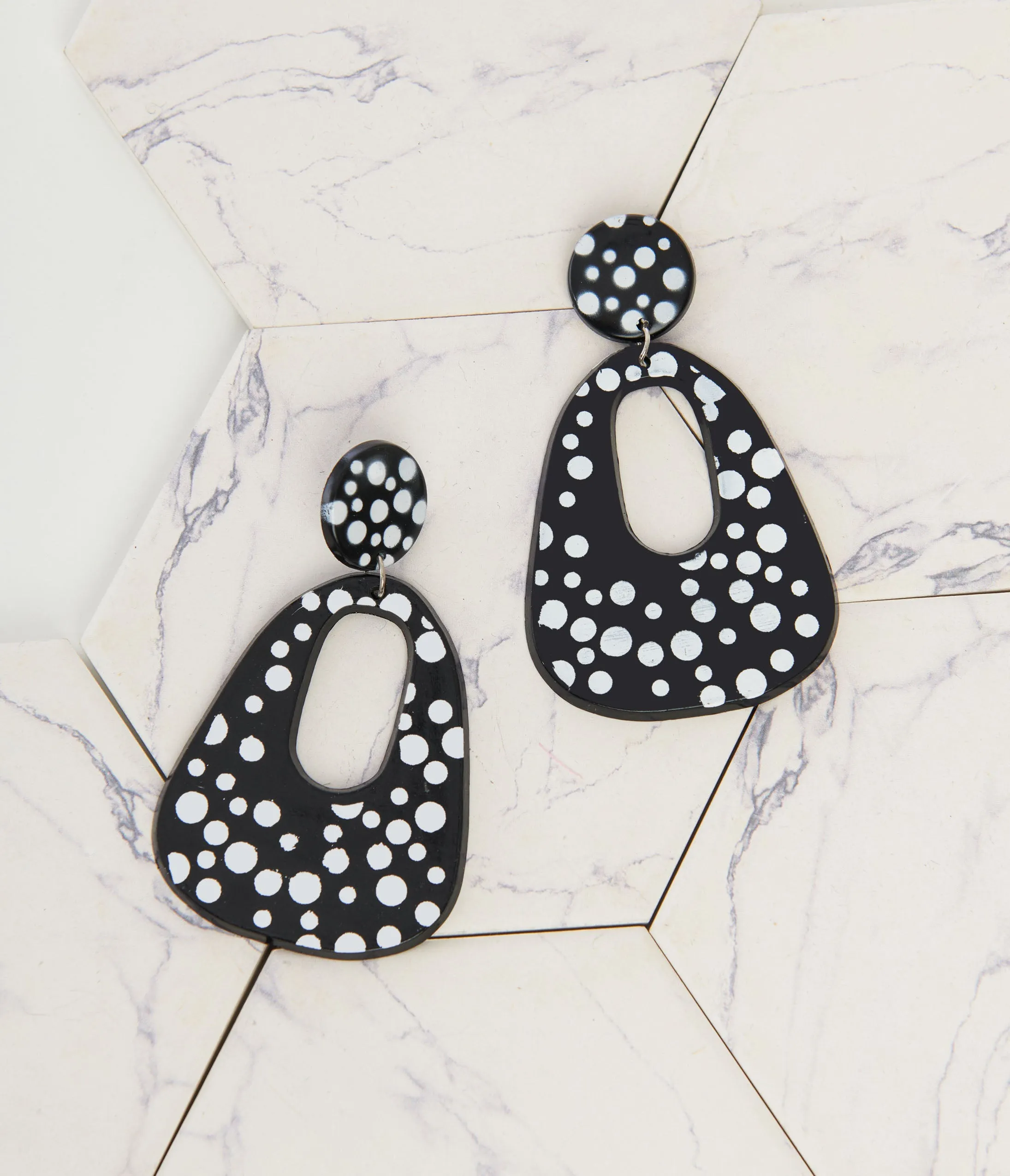 1980s Black & White Polka Dot Drop Earrings