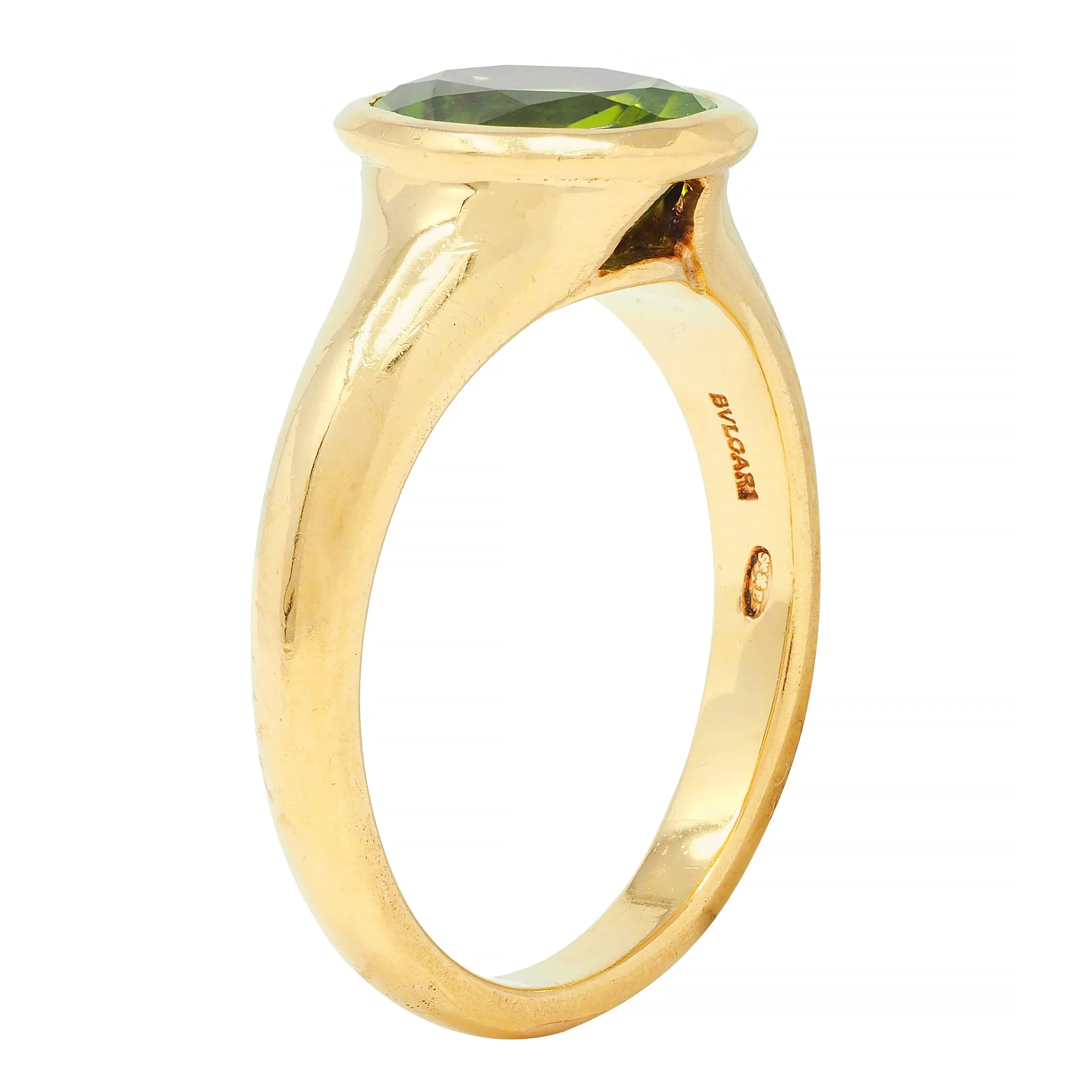 Bulgari 1990s Peridot 18 Karat Yellow Gold Vintage Bezel Ring