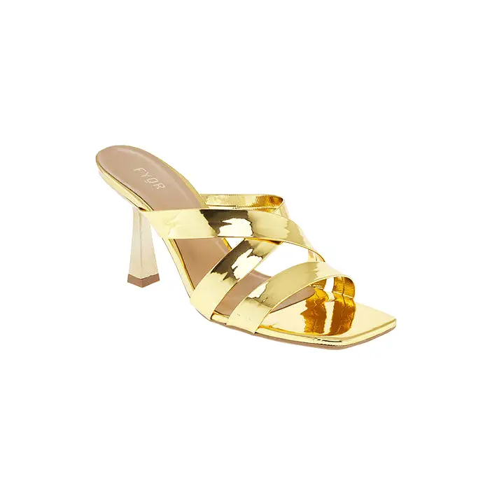 Crossover Metallic Sandal BCM 137