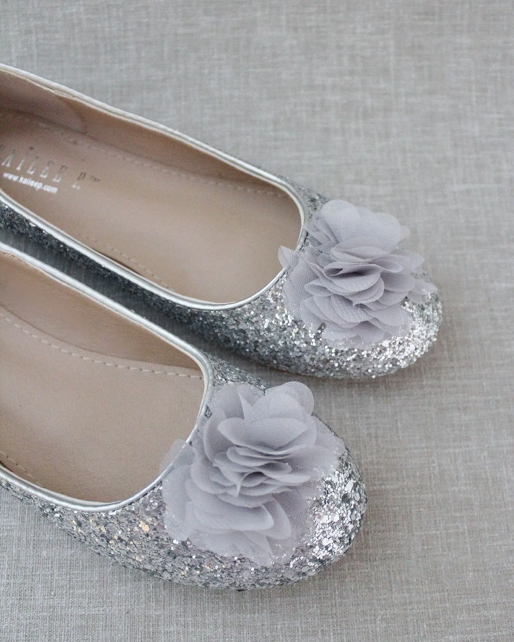 Glitter Round Toe Evening Flats with Chiffon Flowers