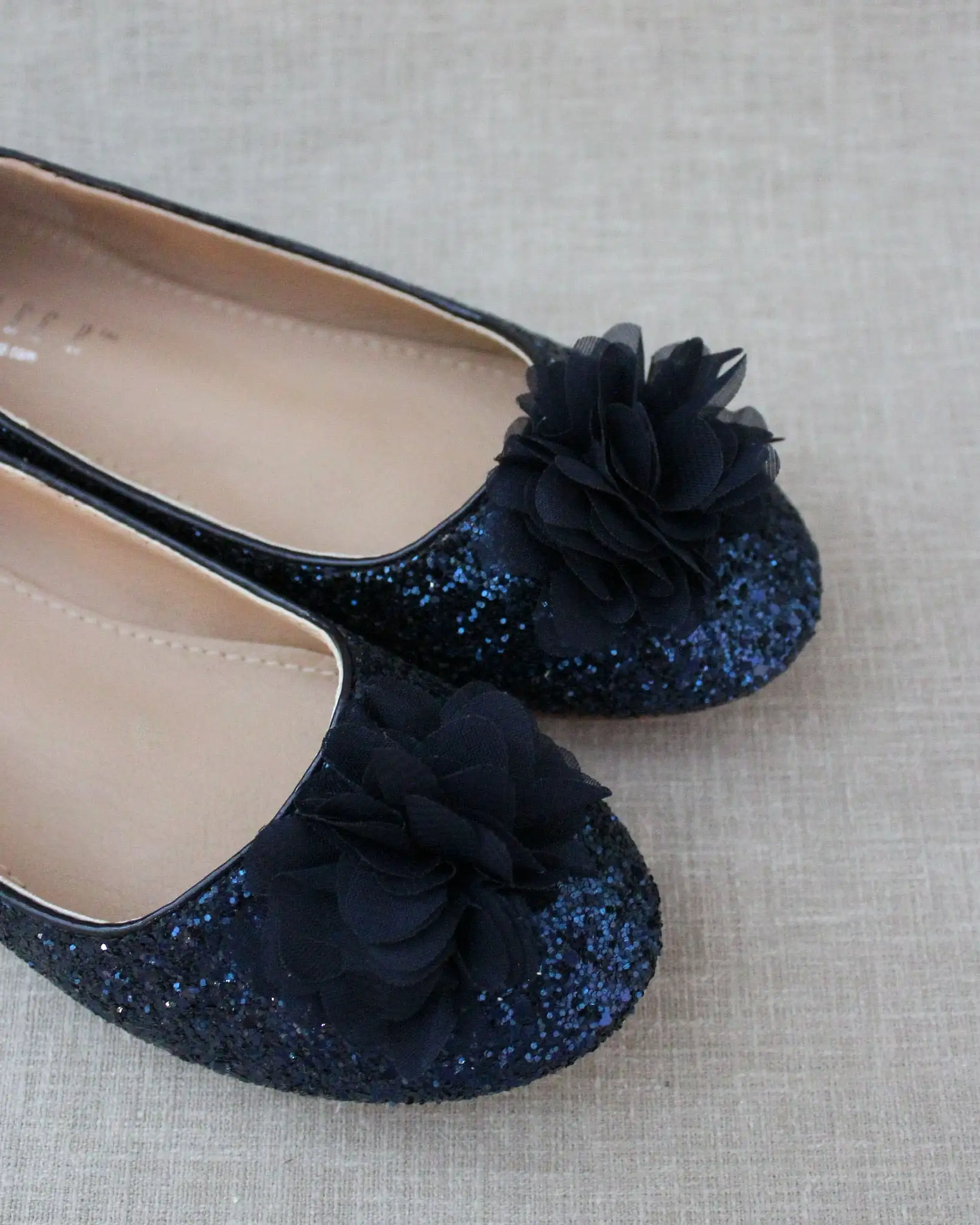 Glitter Round Toe Evening Flats with Chiffon Flowers