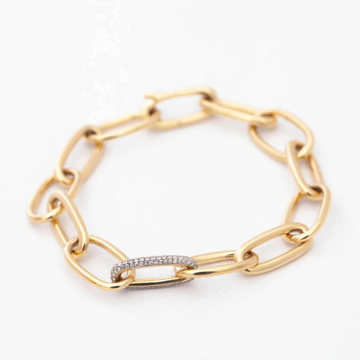 Long Rectangular Chain Bracelet with Pavé Invisible Clasp