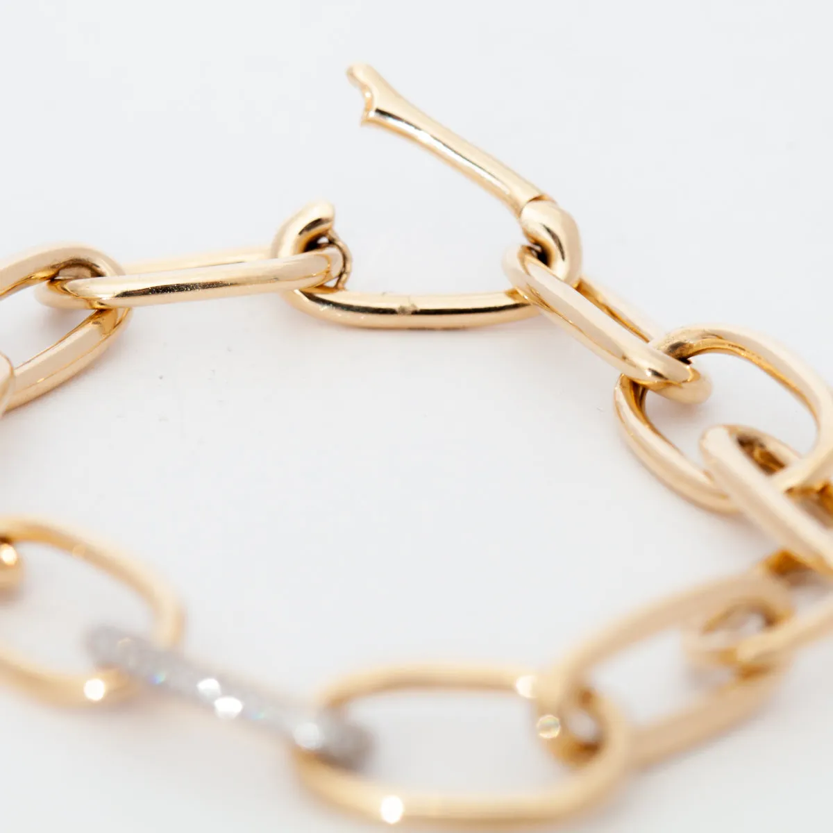 Long Rectangular Chain Bracelet with Pavé Invisible Clasp