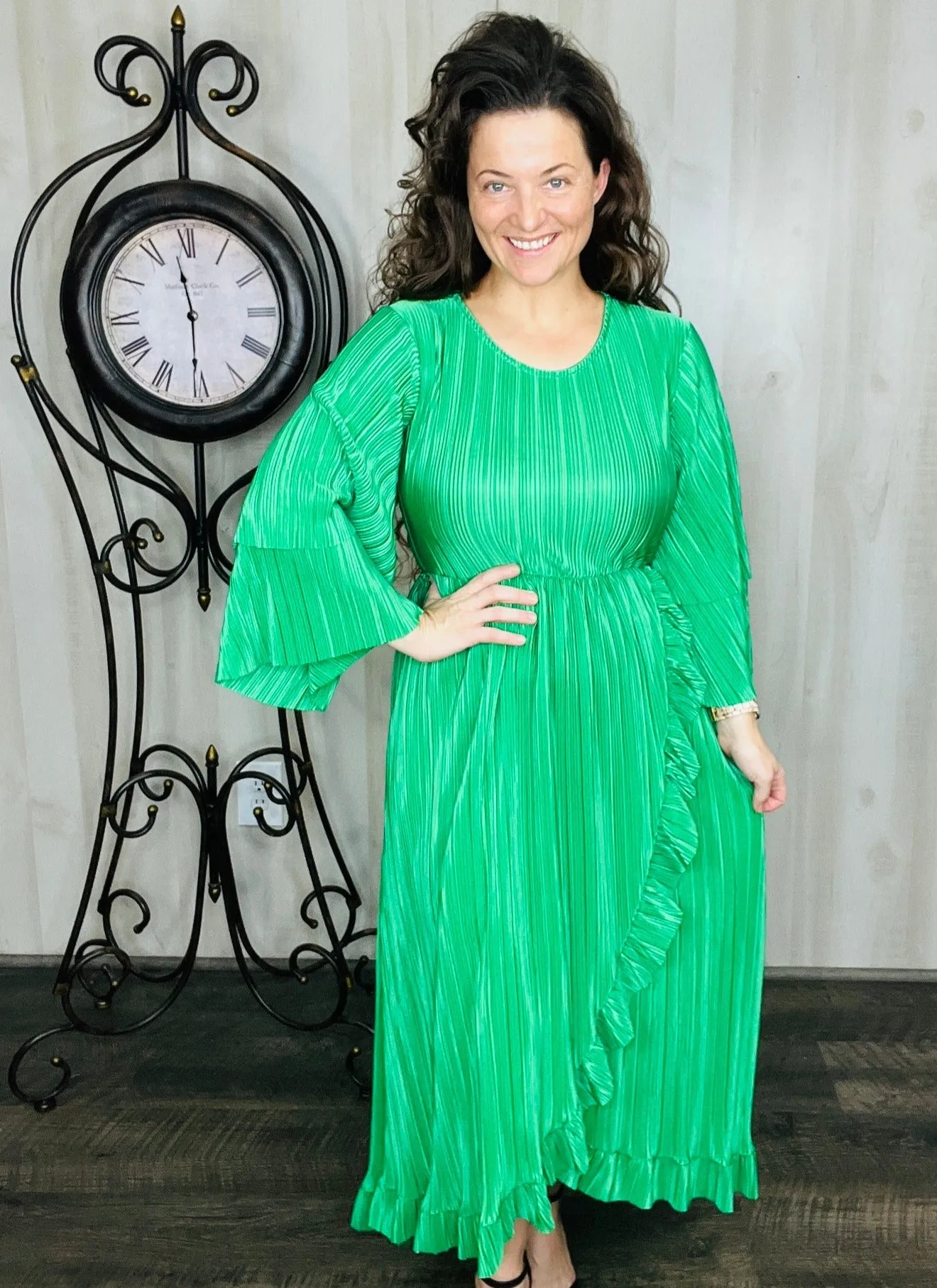 The Elegance Dress- Green