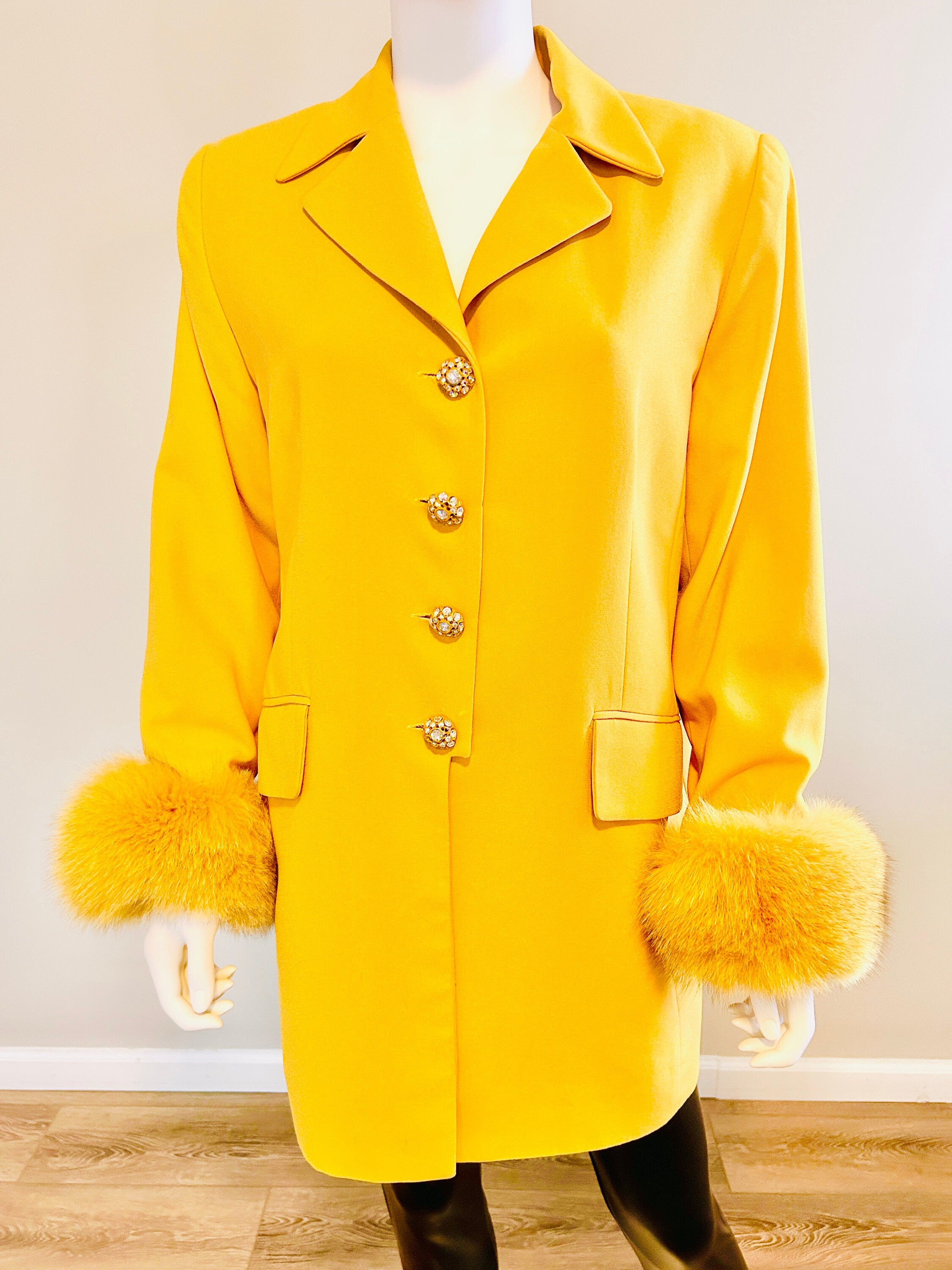 Vintage 1990s Yellow Blazer with Fur Cuffs / Vtg 90s Plus Size Blazer / Size XL