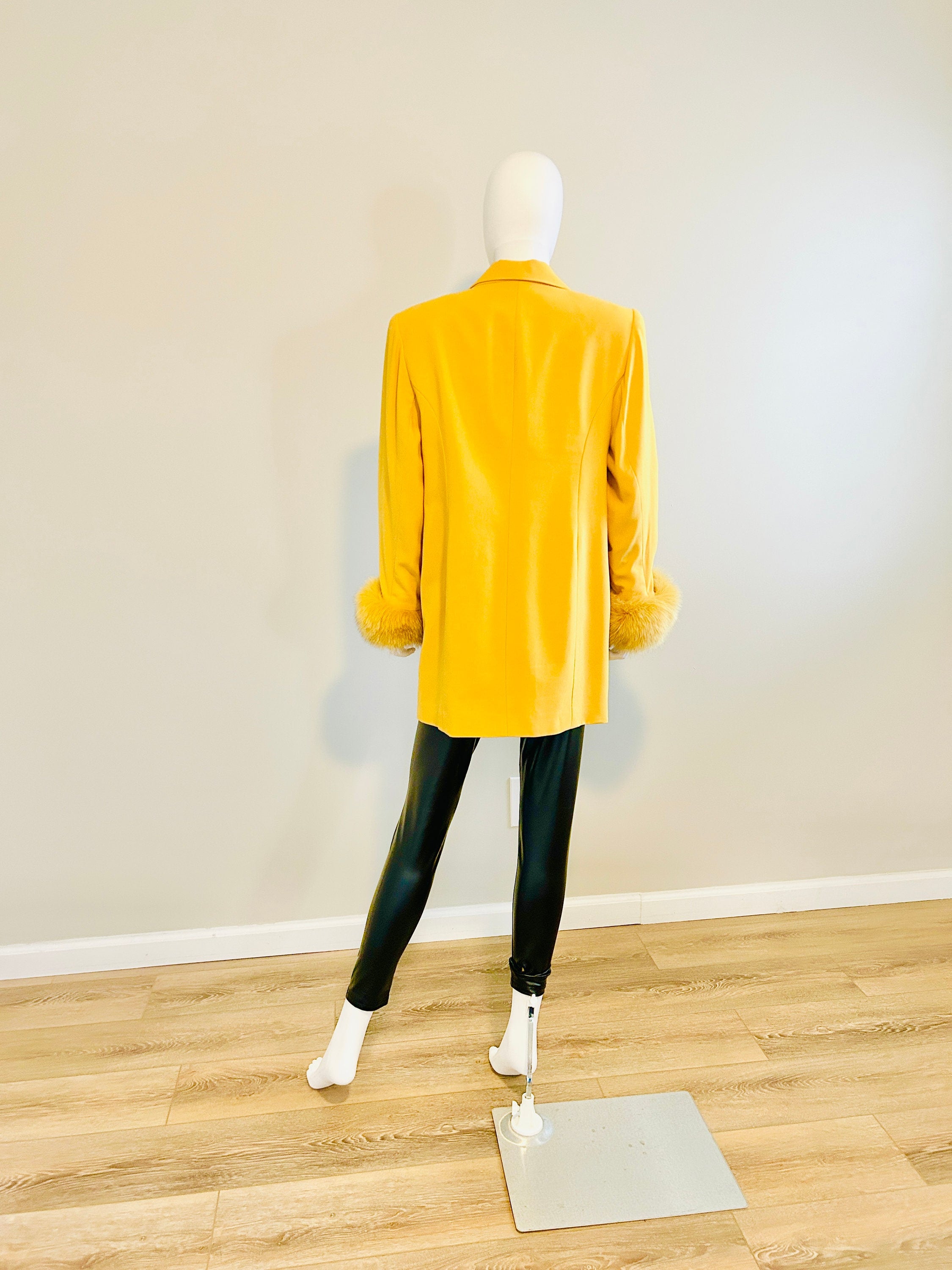 Vintage 1990s Yellow Blazer with Fur Cuffs / Vtg 90s Plus Size Blazer / Size XL