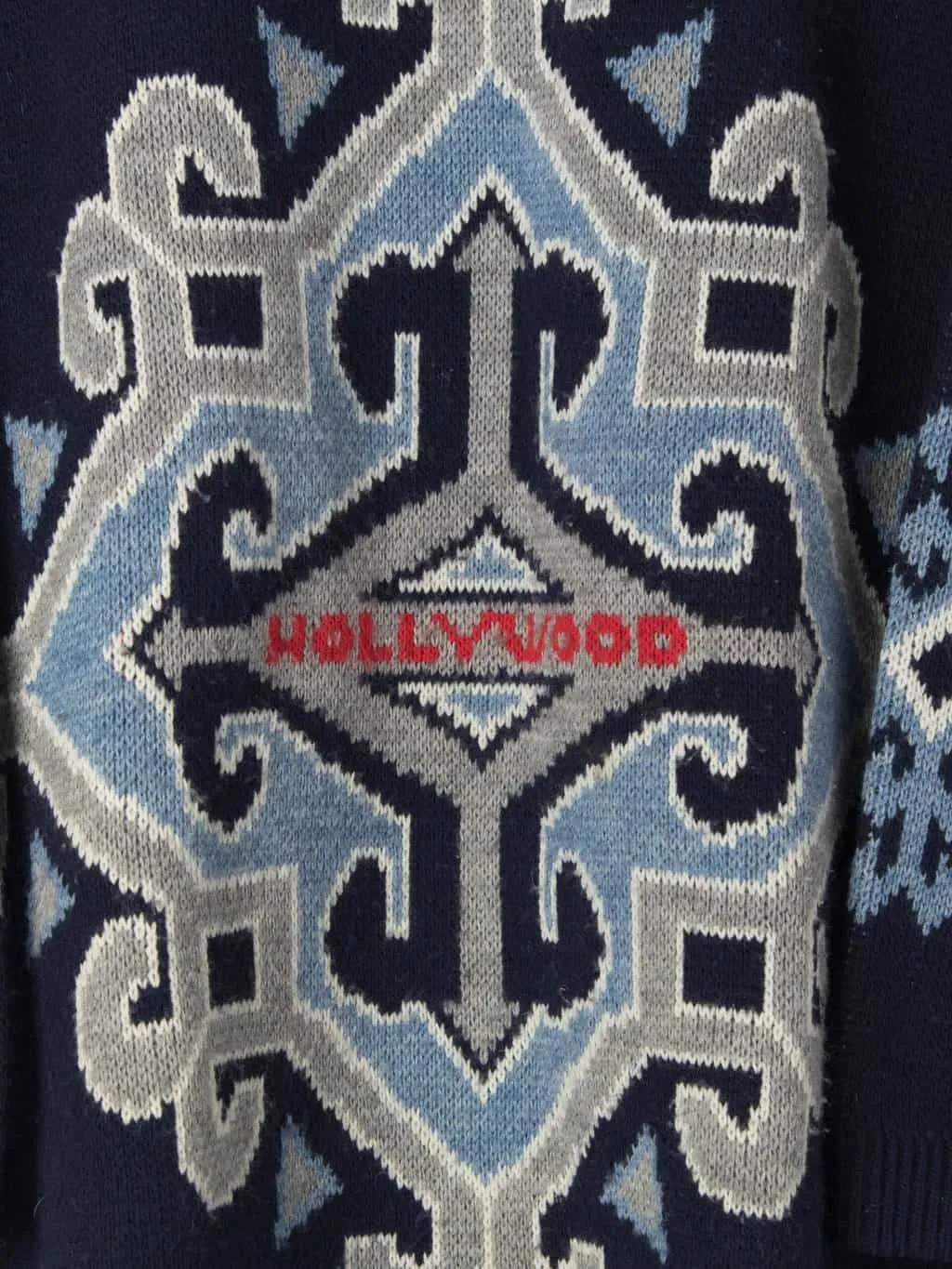 Womens 1990s vintage extra thick ski jumper with abstract pattern and Hollywood motif, made in France – Large / XL